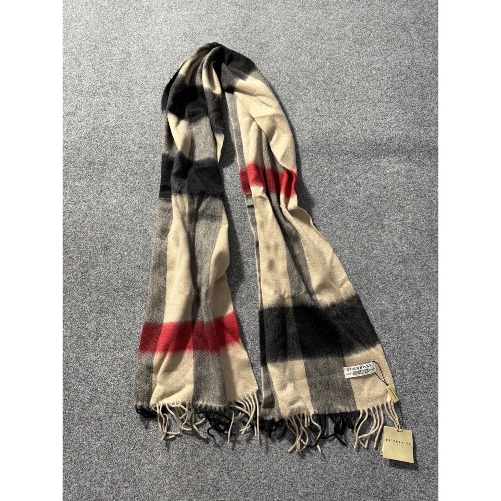Burberry Cashmere Scarf Beige Check Pattern Half‎ Mega Fringe NWT 12.5x33 - Picture 5 of 7